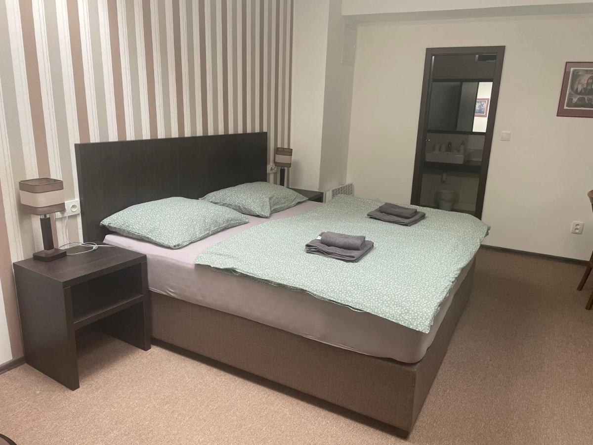 Apartman Atelier Kadaň Exteriör bild