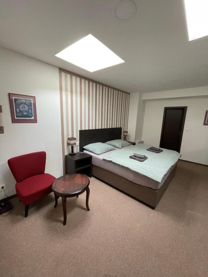 Apartman Atelier Kadaň Exteriör bild